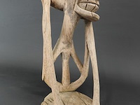 Oude afrikaanse sculptuur - afbeelding 4 van  5
