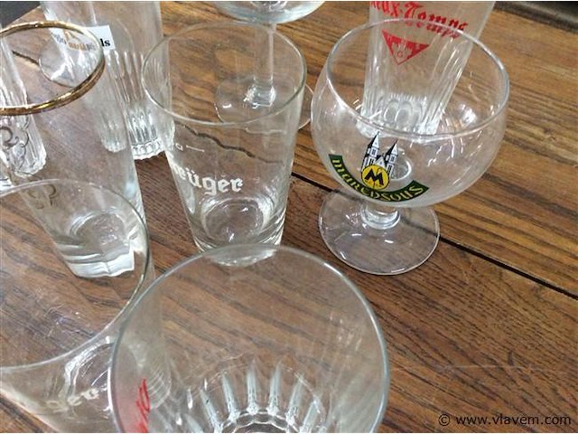 Oude bierglazen - afbeelding 4 van  4