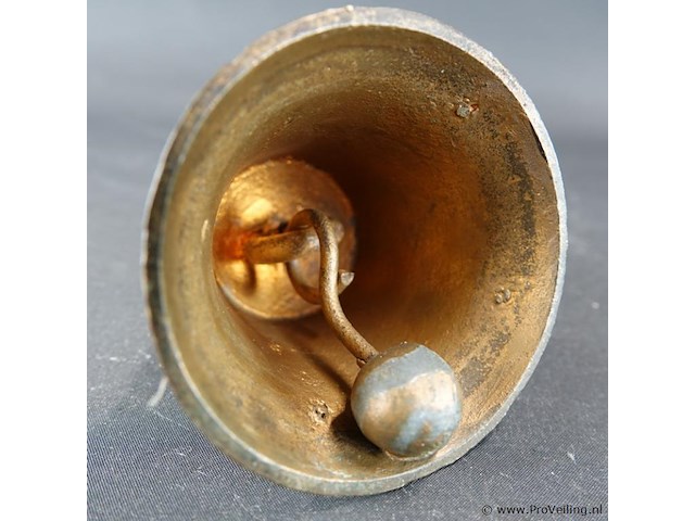 Oude bronzen bel nr.12 - afbeelding 5 van  5