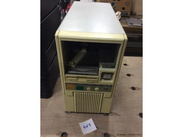 Oude computer - afbeelding 1 van  3