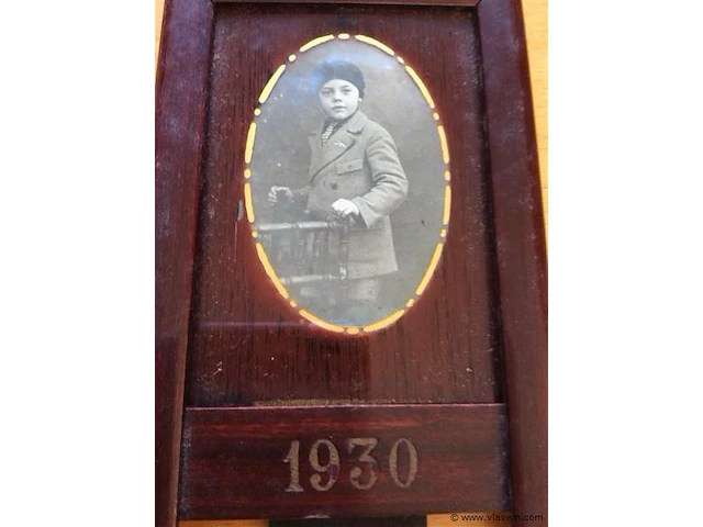 Oude foto 1930. - afbeelding 2 van  2