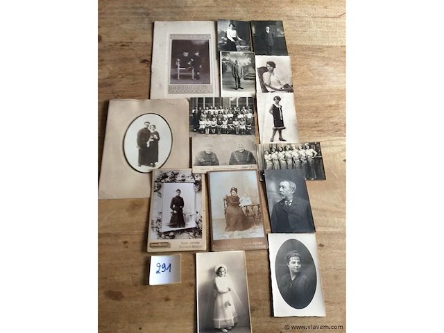 Oude foto's - afbeelding 1 van  4