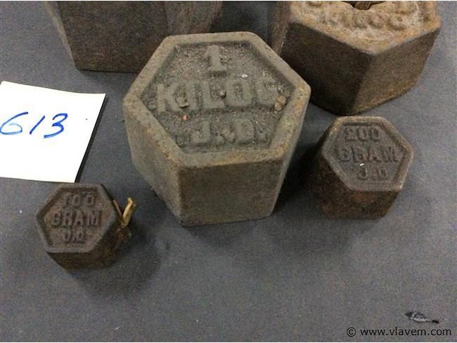 Oude gewichten - afbeelding 2 van  2