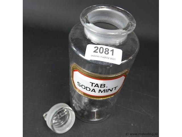 Oude glazen apothekers pot - afbeelding 4 van  5