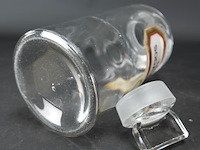 Oude glazen apothekers pot - afbeelding 5 van  5