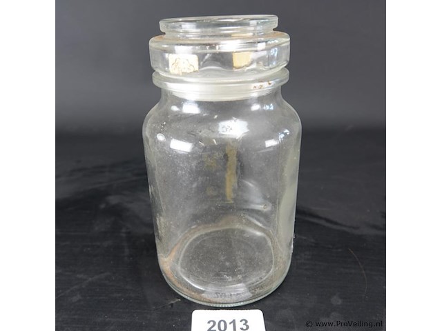 Oude glazen dekselpot - afbeelding 1 van  5