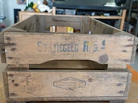 Oude houten fruit- of groenekist met de opdruk "frugho apeldoorn" - afbeelding 4 van  6