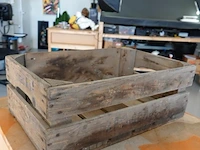 Oude houten fruit- of groenekist met de opdruk "frugho apeldoorn" - afbeelding 5 van  6