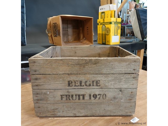 Oude houten fruitkist - afbeelding 2 van  5