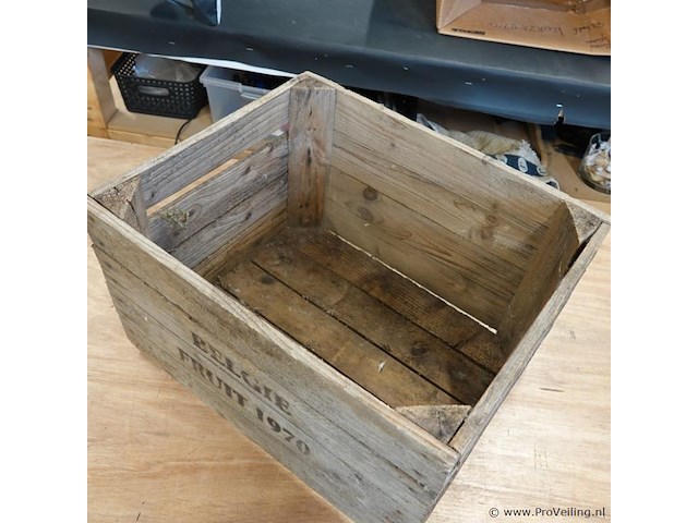 Oude houten fruitkist - afbeelding 3 van  5