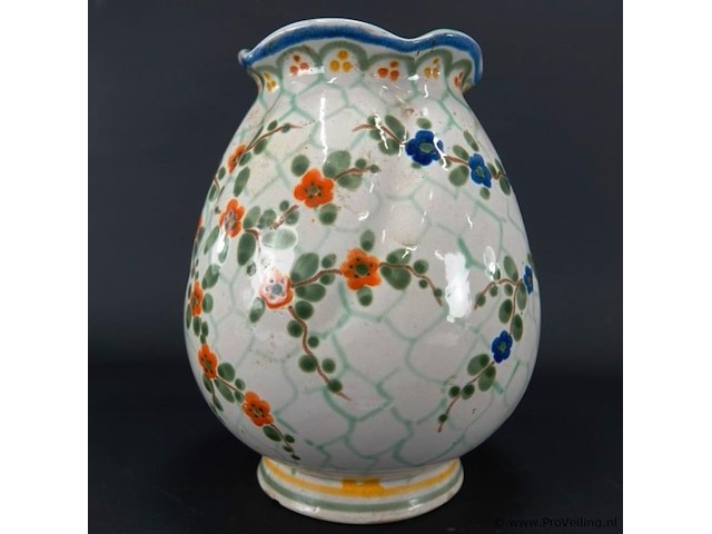 Oude keramieken vaas - afbeelding 2 van  5