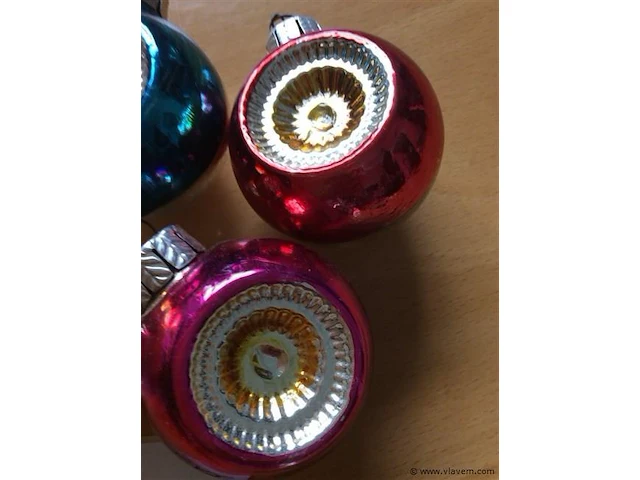 Oude kerstballen - afbeelding 3 van  3
