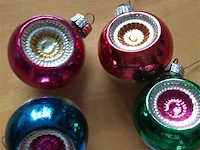 Oude kerstballen