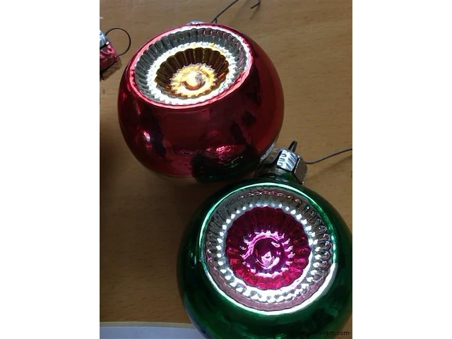 Oude kerstballen - afbeelding 3 van  3