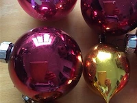 Oude kerstballen - afbeelding 2 van  3