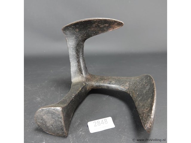 Oude massief ijzeren leest - afbeelding 1 van  5