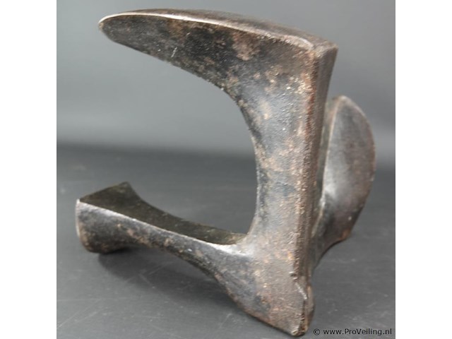 Oude massief ijzeren leest - afbeelding 5 van  5