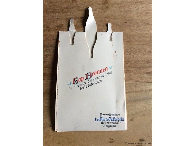 Oude menukaart top -bronnen - afbeelding 3 van  3