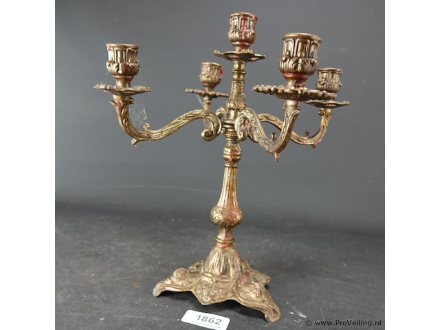 Oude messing kandelaar - afbeelding 2 van  5