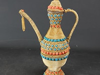 Oude messing marokkaanse kan gelardeerd met edelstenen - afbeelding 1 van  5