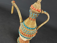 Oude messing marokkaanse kan gelardeerd met edelstenen - afbeelding 2 van  5