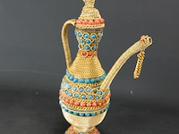 Oude messing marokkaanse kan gelardeerd met edelstenen - afbeelding 3 van  5