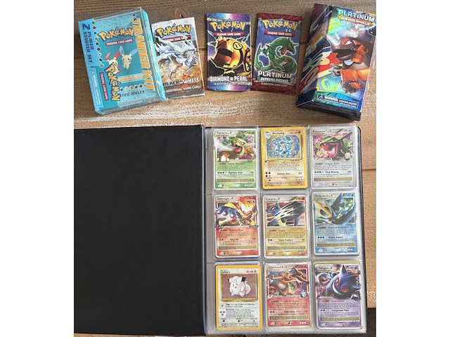 Oude pokémon verzameling - afbeelding 1 van  10