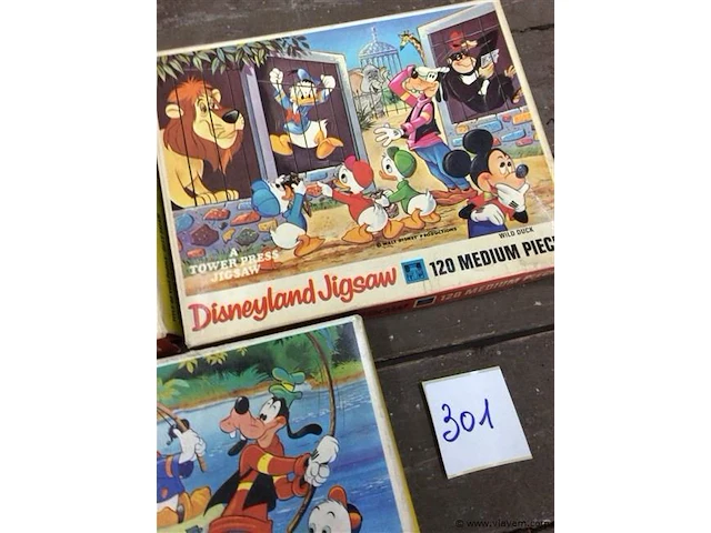 Oude puzzels disneyland 3st - afbeelding 3 van  3