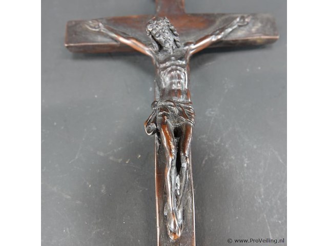 Oude rozenhouten crucifix - afbeelding 3 van  5