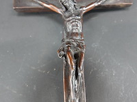 Oude rozenhouten crucifix - afbeelding 3 van  5