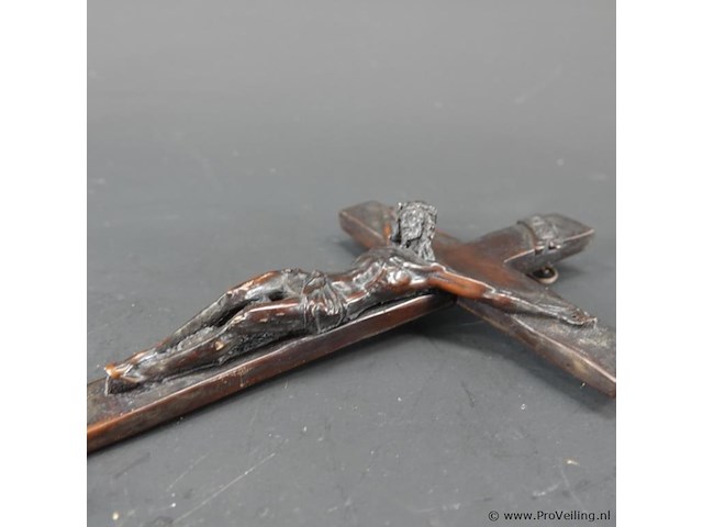 Oude rozenhouten crucifix - afbeelding 4 van  5