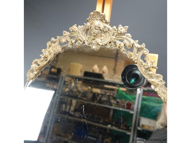 Oude spiegel in brons/messing lijst - afbeelding 3 van  5