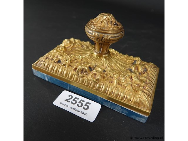 Oude stempelkussenhouder - afbeelding 1 van  5