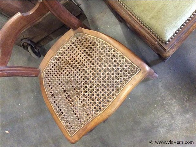 Oude stoelen 2stuks - afbeelding 3 van  3