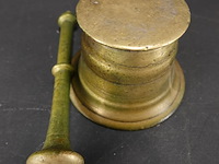 Oude vijzel met stamper - afbeelding 5 van  5