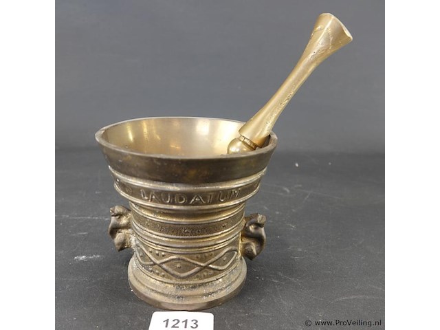 Oude/antieke bronzen vijzel met stamper - afbeelding 1 van  5