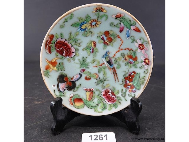 Oude/antieke?. famille rose chinees porseleinen schotel - afbeelding 1 van  5