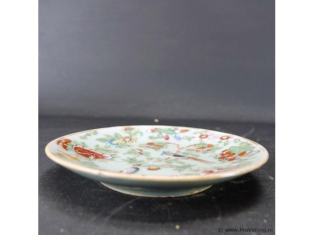 Oude/antieke?. famille rose chinees porseleinen schotel - afbeelding 4 van  5
