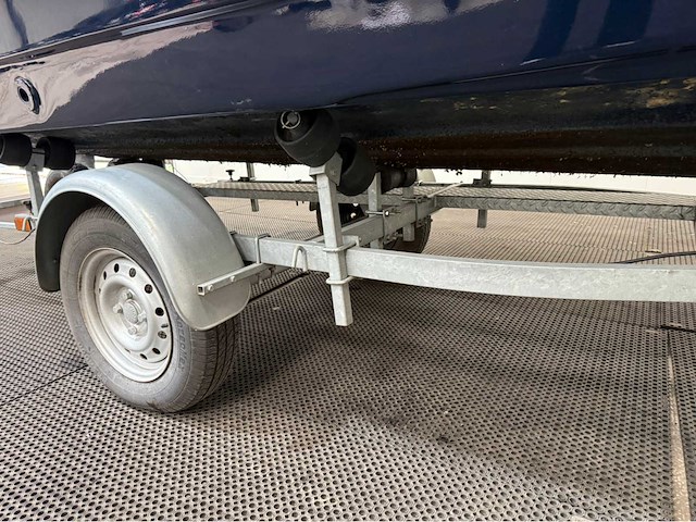 Oudhuizer 460 - yamaha 15pk four stroke - inclusief trailer - sloep - 2011 - afbeelding 24 van  36