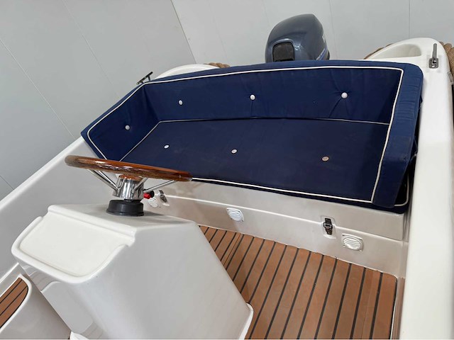 Oudhuizer 460 - yamaha 15pk four stroke - inclusief trailer - sloep - 2011 - afbeelding 27 van  36