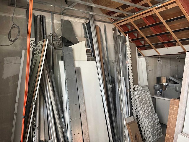 Oudijzer, bouwmaterialen en verlichting - afbeelding 5 van  17