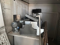 Oudijzer, bouwmaterialen en verlichting - afbeelding 7 van  17