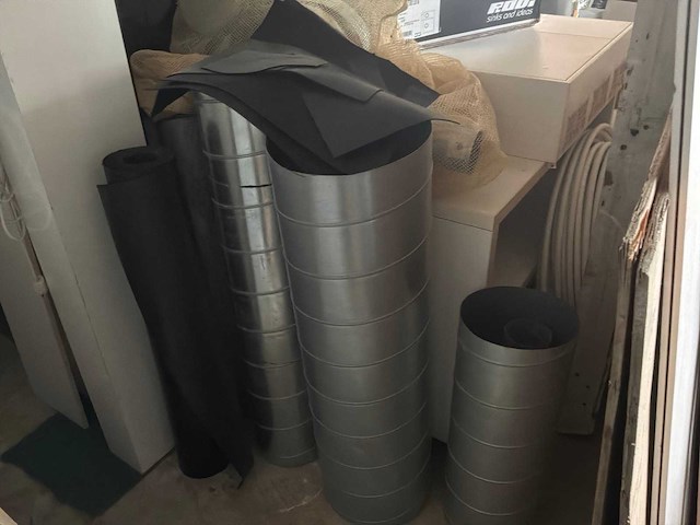 Oudijzer, bouwmaterialen en verlichting - afbeelding 8 van  17