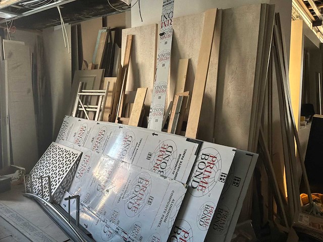 Oudijzer, bouwmaterialen en verlichting - afbeelding 14 van  17