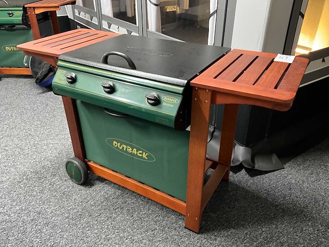 Outback 3 burner gasbarbecue - afbeelding 1 van  6