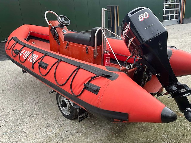 Outboard rib - 520 - rubberboot met trailer en 60 pk mercury motor - afbeelding 7 van  12