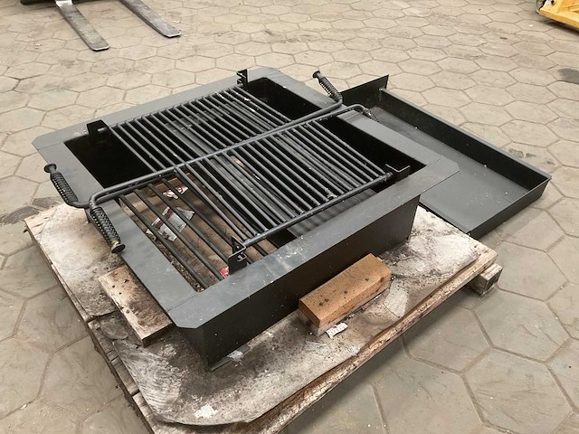 Outdoor grill - afbeelding 3 van  5
