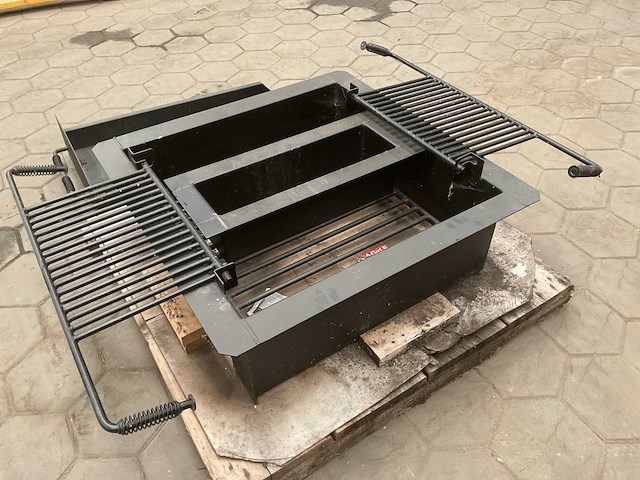 Outdoor grill - afbeelding 5 van  5