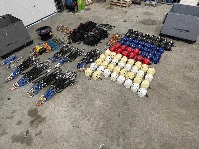 Outdoor klimpark / high ropes parcours - afbeelding 42 van  62