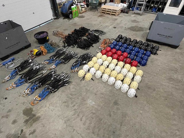 Outdoor klimpark / high ropes parcours - afbeelding 48 van  62